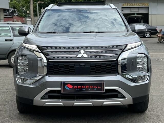 Сірий Міцубісі Аутлендер, об'ємом двигуна 2.4 л та пробігом 47 тис. км за 34999 $, фото 2 на Automoto.ua