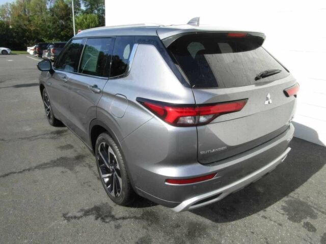 Серый Мицубиси Аутлендер, объемом двигателя 2.4 л и пробегом 19 тыс. км за 13850 $, фото 3 на Automoto.ua