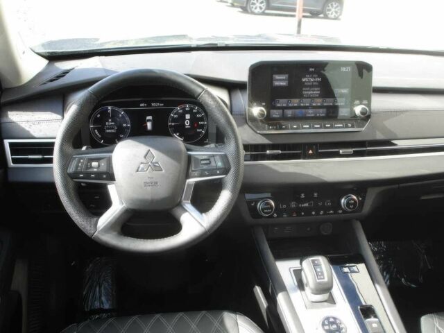 Серый Мицубиси Аутлендер, объемом двигателя 2.4 л и пробегом 19 тыс. км за 13850 $, фото 7 на Automoto.ua