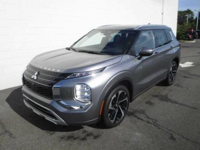 Серый Мицубиси Аутлендер, объемом двигателя 2.4 л и пробегом 19 тыс. км за 13850 $, фото 2 на Automoto.ua