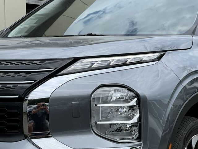 Сірий Міцубісі Аутлендер, об'ємом двигуна 2.4 л та пробігом 47 тис. км за 34999 $, фото 18 на Automoto.ua