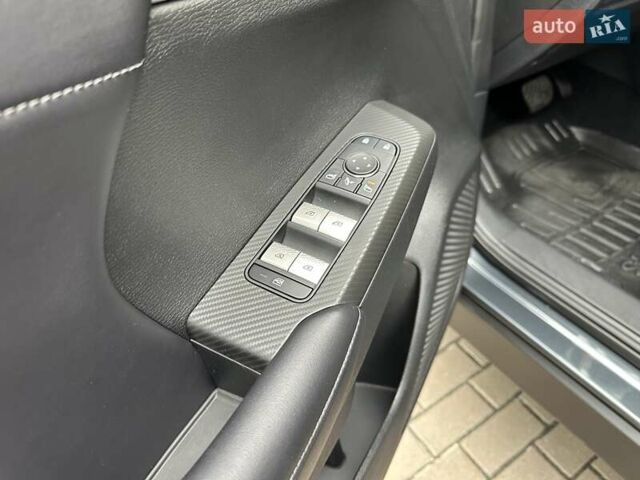 Серый Мицубиси Аутлендер, объемом двигателя 2.49 л и пробегом 6 тыс. км за 34900 $, фото 40 на Automoto.ua