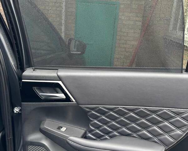 Серый Мицубиси Аутлендер, объемом двигателя 2.49 л и пробегом 11 тыс. км за 38000 $, фото 16 на Automoto.ua