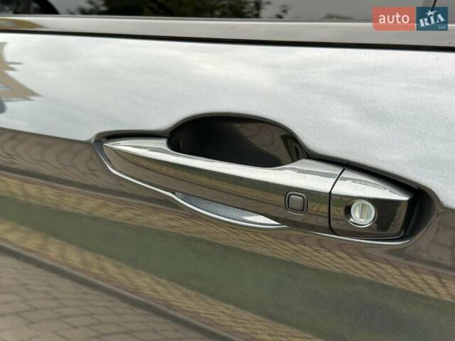 Серый Мицубиси Аутлендер, объемом двигателя 2.49 л и пробегом 6 тыс. км за 34900 $, фото 28 на Automoto.ua