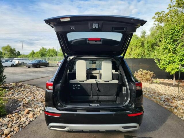 Серый Мицубиси Аутлендер, объемом двигателя 2.4 л и пробегом 25 тыс. км за 14100 $, фото 17 на Automoto.ua