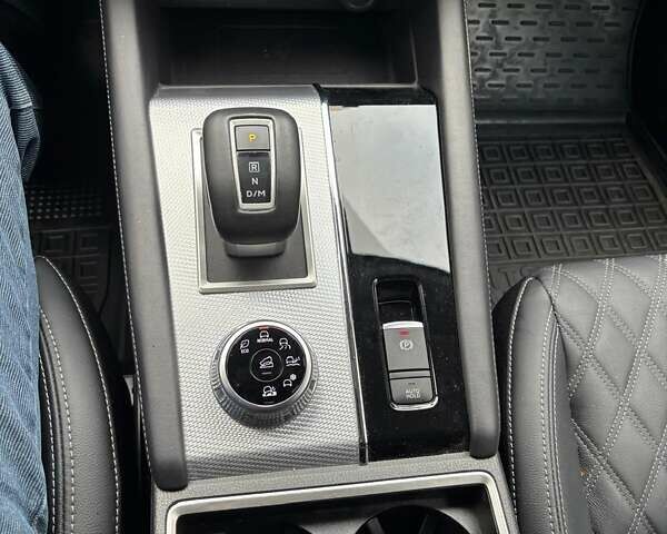 Серый Мицубиси Аутлендер, объемом двигателя 2.49 л и пробегом 11 тыс. км за 38000 $, фото 11 на Automoto.ua