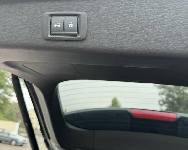 Серый Мицубиси Аутлендер, объемом двигателя 2.49 л и пробегом 2 тыс. км за 27500 $, фото 5 на Automoto.ua