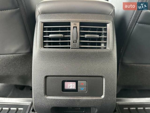 Серый Мицубиси Аутлендер, объемом двигателя 2.49 л и пробегом 6 тыс. км за 34900 $, фото 44 на Automoto.ua