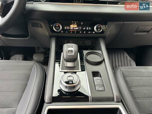 Серый Мицубиси Аутлендер, объемом двигателя 2.49 л и пробегом 6 тыс. км за 34900 $, фото 46 на Automoto.ua