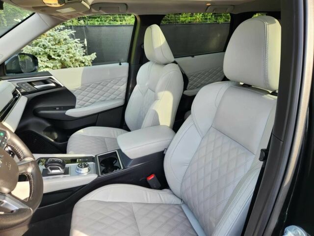 Серый Мицубиси Аутлендер, объемом двигателя 2.4 л и пробегом 25 тыс. км за 14100 $, фото 11 на Automoto.ua