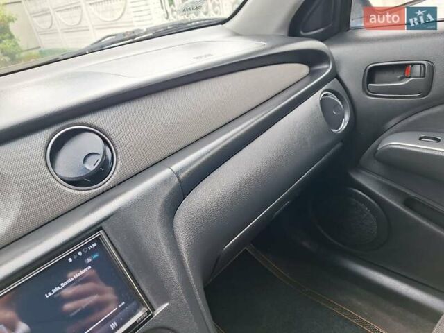 Синій Міцубісі Аутлендер, об'ємом двигуна 2.4 л та пробігом 234 тис. км за 4100 $, фото 38 на Automoto.ua