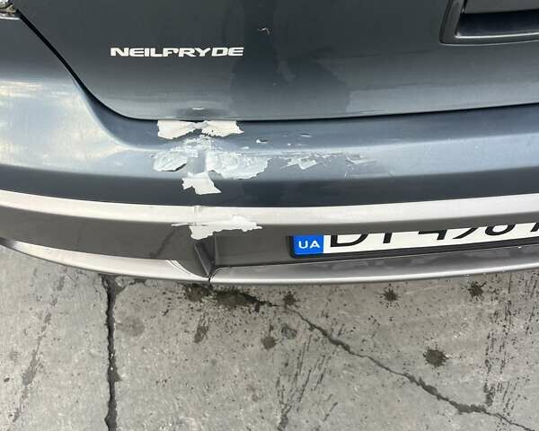 Синий Мицубиси Аутлендер, объемом двигателя 2.38 л и пробегом 300 тыс. км за 4200 $, фото 5 на Automoto.ua