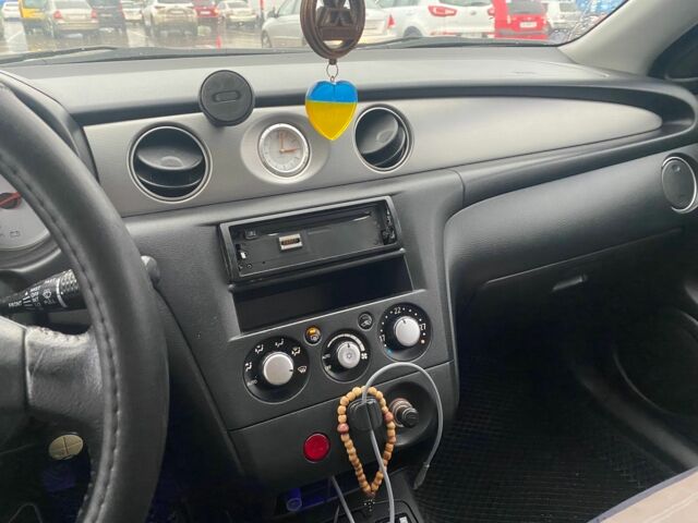 Синий Мицубиси Аутлендер, объемом двигателя 2 л и пробегом 234 тыс. км за 5500 $, фото 5 на Automoto.ua