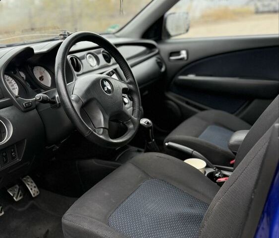 Синий Мицубиси Аутлендер, объемом двигателя 2.4 л и пробегом 243 тыс. км за 5000 $, фото 19 на Automoto.ua