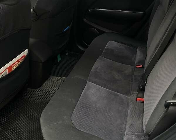 Синій Міцубісі Аутлендер, об'ємом двигуна 2 л та пробігом 234 тис. км за 5500 $, фото 7 на Automoto.ua