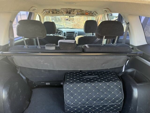 Синій Міцубісі Аутлендер, об'ємом двигуна 2 л та пробігом 378 тис. км за 4800 $, фото 6 на Automoto.ua