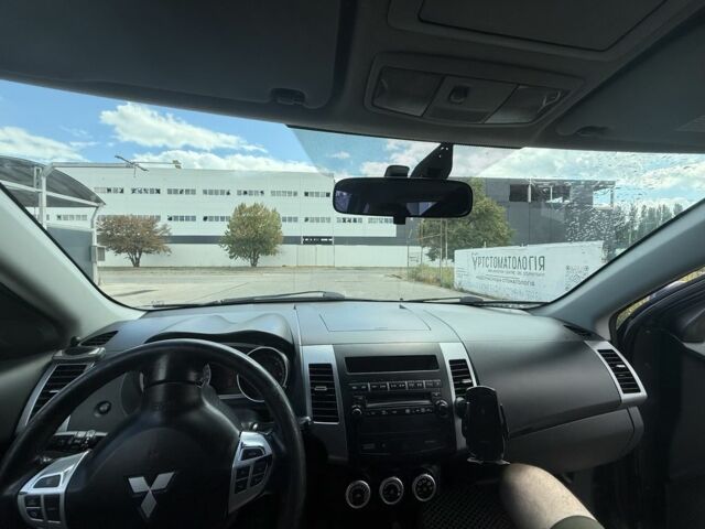 Синій Міцубісі Аутлендер, об'ємом двигуна 2 л та пробігом 378 тис. км за 4800 $, фото 8 на Automoto.ua