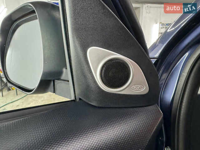 Синий Мицубиси Аутлендер, объемом двигателя 2 л и пробегом 228 тыс. км за 7999 $, фото 23 на Automoto.ua