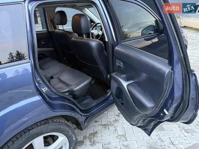 Синий Мицубиси Аутлендер, объемом двигателя 2 л и пробегом 228 тыс. км за 8888 $, фото 32 на Automoto.ua