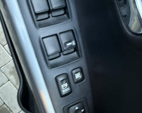 Синий Мицубиси Аутлендер, объемом двигателя 2 л и пробегом 228 тыс. км за 8888 $, фото 27 на Automoto.ua