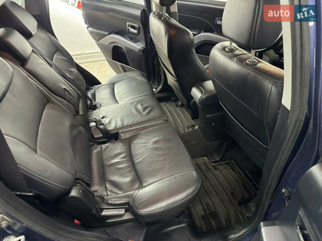 Синий Мицубиси Аутлендер, объемом двигателя 2 л и пробегом 228 тыс. км за 7999 $, фото 36 на Automoto.ua