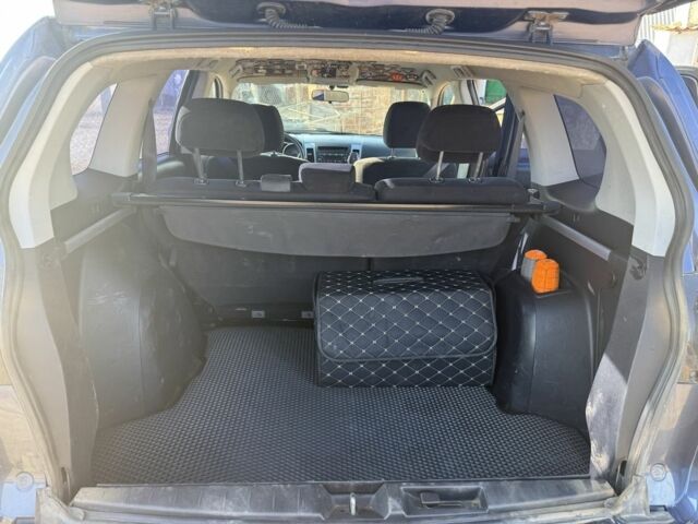 Синій Міцубісі Аутлендер, об'ємом двигуна 2 л та пробігом 378 тис. км за 4800 $, фото 5 на Automoto.ua