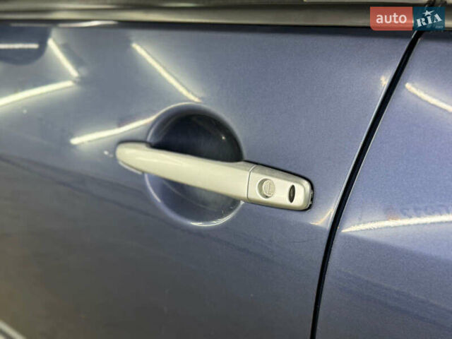 Синий Мицубиси Аутлендер, объемом двигателя 2 л и пробегом 228 тыс. км за 7999 $, фото 14 на Automoto.ua