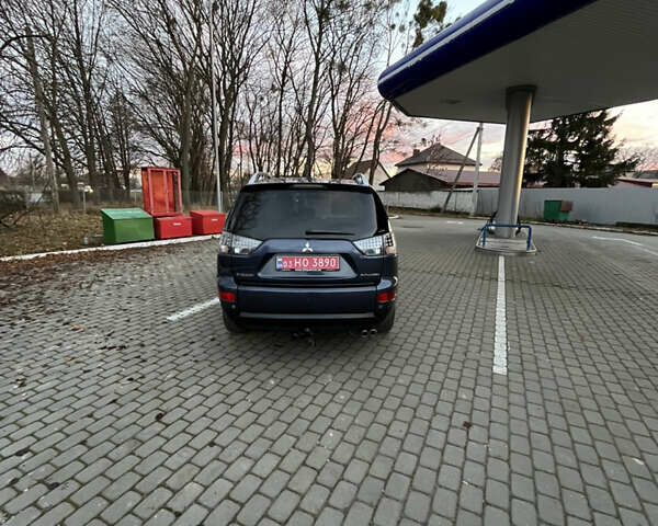 Синий Мицубиси Аутлендер, объемом двигателя 2 л и пробегом 263 тыс. км за 8900 $, фото 18 на Automoto.ua