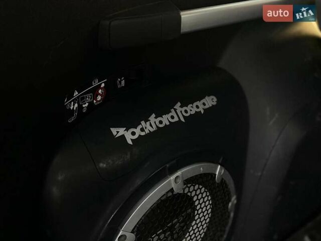 Синій Міцубісі Аутлендер, об'ємом двигуна 2.36 л та пробігом 282 тис. км за 9490 $, фото 28 на Automoto.ua