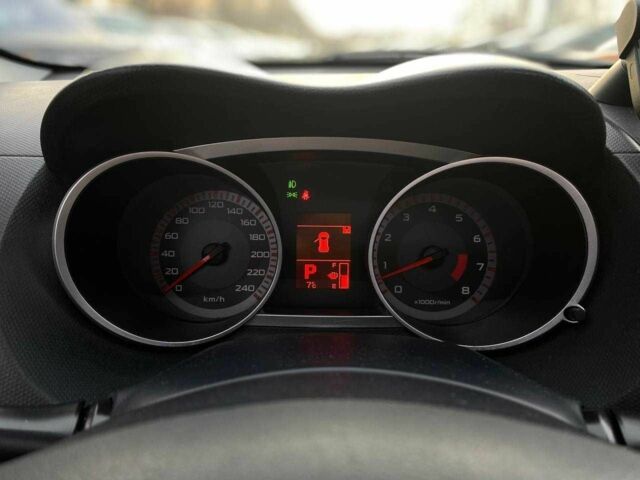 Синий Мицубиси Аутлендер, объемом двигателя 2.4 л и пробегом 282 тыс. км за 9490 $, фото 19 на Automoto.ua