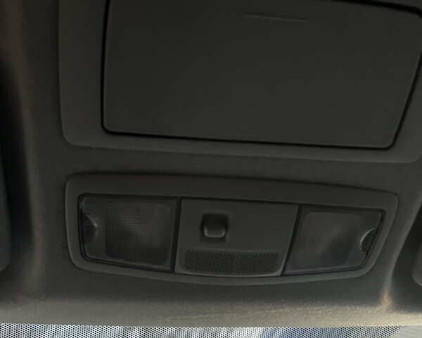 Синий Мицубиси Аутлендер, объемом двигателя 2 л и пробегом 263 тыс. км за 8900 $, фото 33 на Automoto.ua