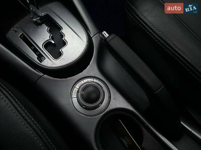 Синій Міцубісі Аутлендер, об'ємом двигуна 2.36 л та пробігом 282 тис. км за 9490 $, фото 37 на Automoto.ua