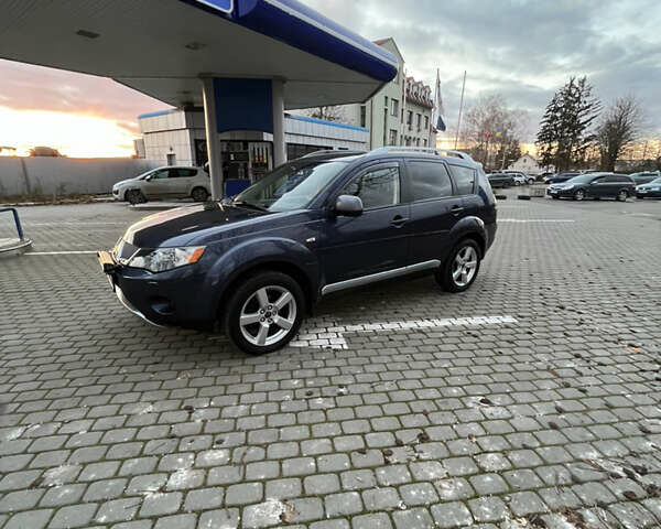 Синий Мицубиси Аутлендер, объемом двигателя 2 л и пробегом 263 тыс. км за 8900 $, фото 21 на Automoto.ua