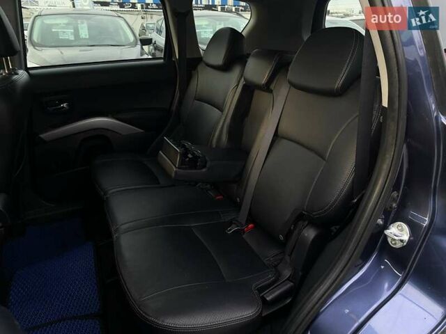 Синій Міцубісі Аутлендер, об'ємом двигуна 2.36 л та пробігом 282 тис. км за 9490 $, фото 31 на Automoto.ua