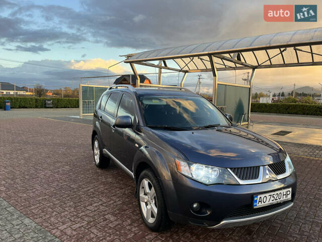 Міцубісі Аутлендер 2008 у Хусте на Automoto.ua Синій Міцубісі Аутлендер, об'ємом двигуна 2.4 л та пробігом 246 тис. км за 7950 $, фото 2 на Automoto.ua