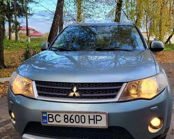 Мицубиси Аутлендер 2008 в Тернополе на Automoto.ua Синий Мицубиси Аутлендер, объемом двигателя 2.36 л и пробегом 264 тыс. км за 7500 $, фото 6 на Automoto.ua
