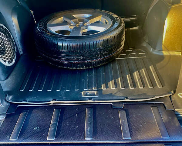 Синій Міцубісі Аутлендер, об'ємом двигуна 3 л та пробігом 228 тис. км за 9000 $, фото 10 на Automoto.ua