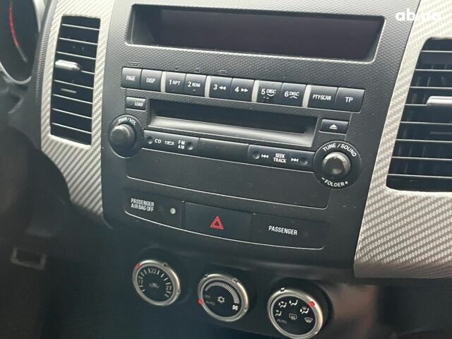 Синій Міцубісі Аутлендер, об'ємом двигуна 2.4 л та пробігом 211 тис. км за 8390 $, фото 18 на Automoto.ua