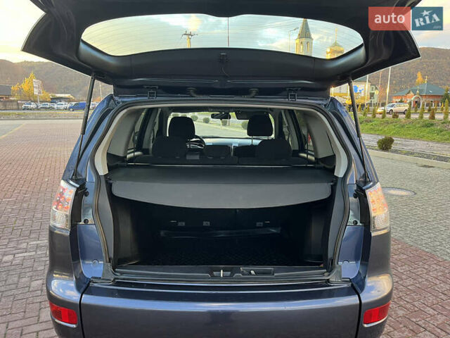 Міцубісі Аутлендер 2008 у Хусте на Automoto.ua Синій Міцубісі Аутлендер, об'ємом двигуна 2.4 л та пробігом 246 тис. км за 7950 $, фото 7 на Automoto.ua