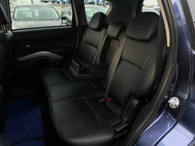 Синий Мицубиси Аутлендер, объемом двигателя 2.4 л и пробегом 282 тыс. км за 9490 $, фото 17 на Automoto.ua