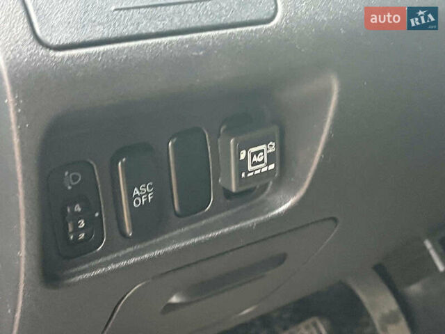 Синій Міцубісі Аутлендер, об'ємом двигуна 2.4 л та пробігом 211 тис. км за 8390 $, фото 30 на Automoto.ua