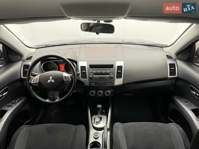 Синій Міцубісі Аутлендер, об'ємом двигуна 2.4 л та пробігом 126 тис. км за 10438 $, фото 8 на Automoto.ua