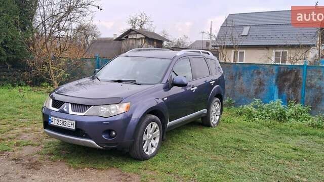 Мицубиси Аутлендер 2009 в Коломые на Automoto.ua Синий Мицубиси Аутлендер, объемом двигателя 2.2 л и пробегом 250 тыс. км за 9900 $, фото 12 на Automoto.ua