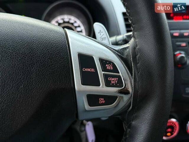 Синий Мицубиси Аутлендер, объемом двигателя 2.18 л и пробегом 289 тыс. км за 9990 $, фото 21 на Automoto.ua