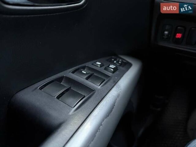 Синий Мицубиси Аутлендер, объемом двигателя 2.18 л и пробегом 289 тыс. км за 9990 $, фото 15 на Automoto.ua