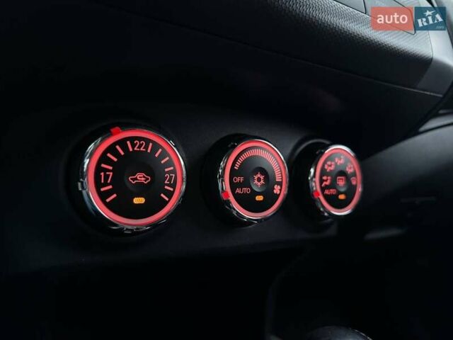 Синий Мицубиси Аутлендер, объемом двигателя 2.18 л и пробегом 289 тыс. км за 9990 $, фото 19 на Automoto.ua