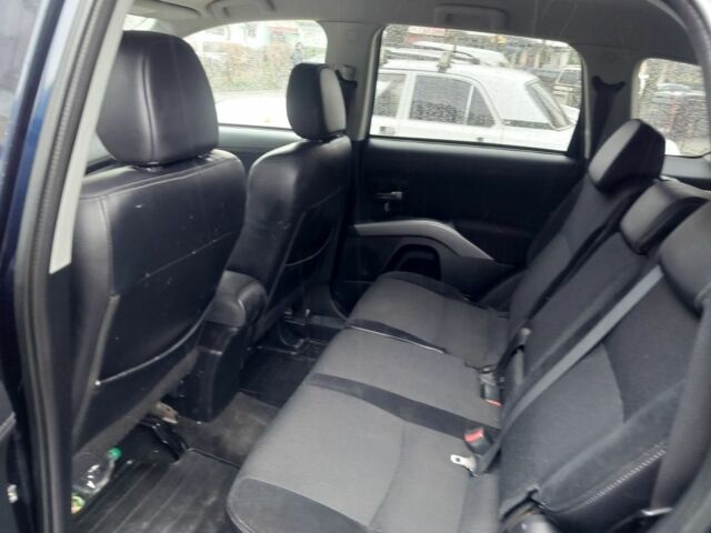 Синий Мицубиси Аутлендер, объемом двигателя 2.2 л и пробегом 220 тыс. км за 11450 $, фото 7 на Automoto.ua