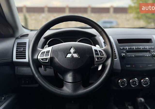 Синій Міцубісі Аутлендер, об'ємом двигуна 2.2 л та пробігом 270 тис. км за 10888 $, фото 49 на Automoto.ua