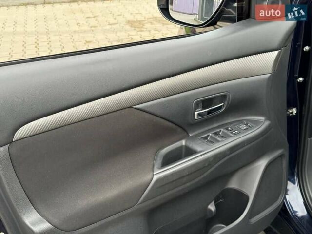 Синій Міцубісі Аутлендер, об'ємом двигуна 2.2 л та пробігом 246 тис. км за 13200 $, фото 39 на Automoto.ua