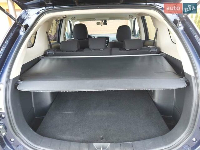 Синий Мицубиси Аутлендер, объемом двигателя 2.2 л и пробегом 190 тыс. км за 11900 $, фото 10 на Automoto.ua